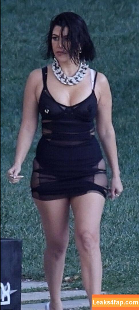 Kourtney Kardashian / kourtneykardash слитое фото фото #0073