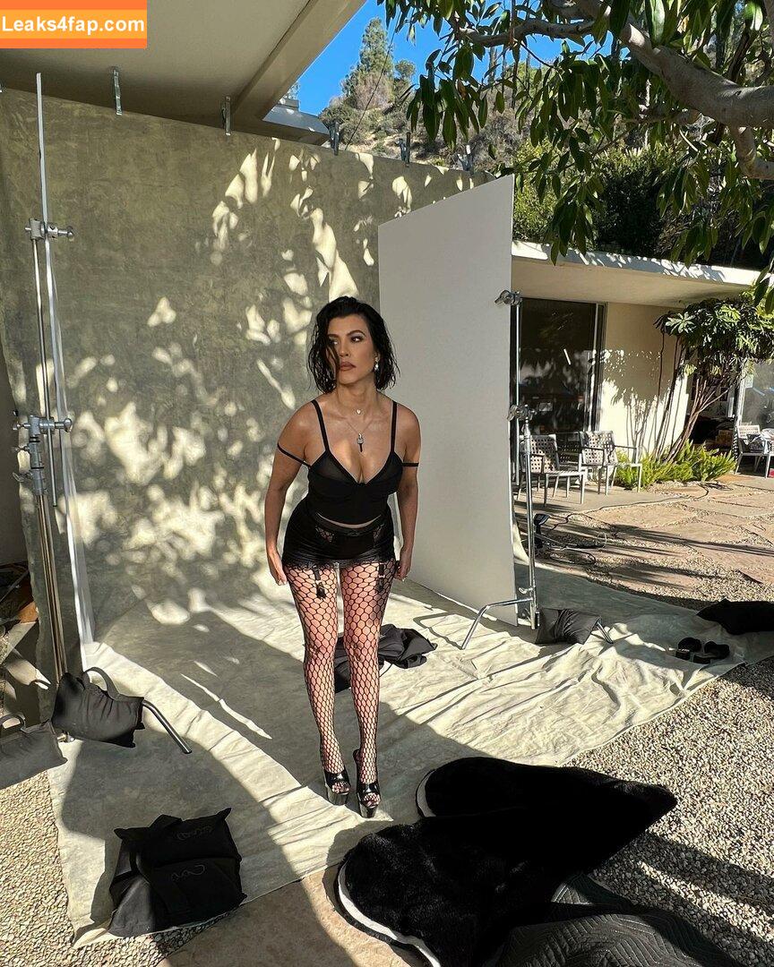 Kourtney Kardashian / kourtneykardash слитое фото фото #0096