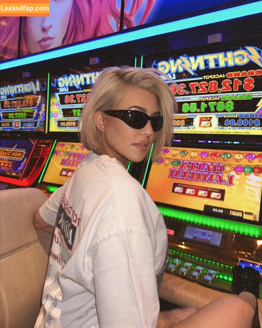 Kourtney Kardashian / kourtneykardash слитое фото фото #0174