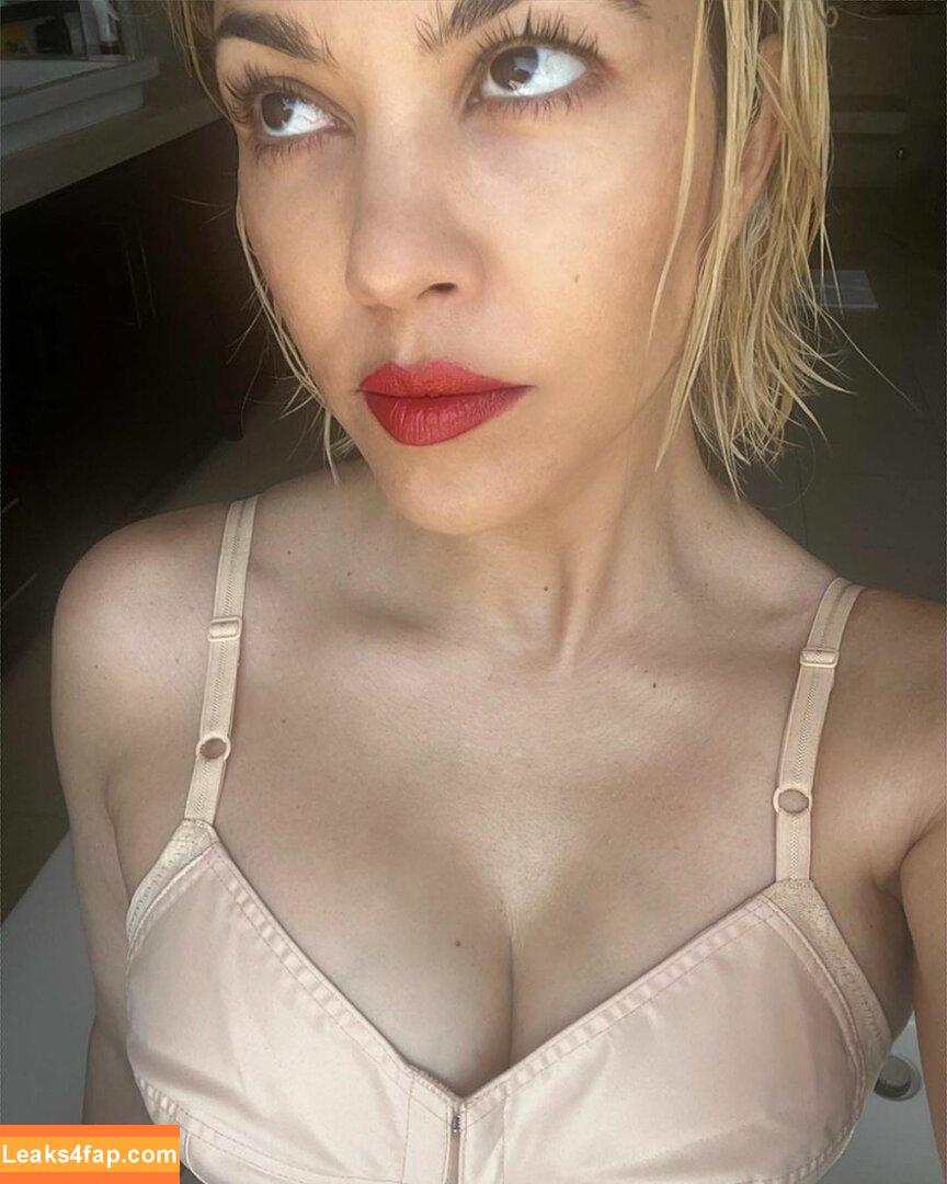 Kourtney Kardashian / kourtneykardash слитое фото фото #0217