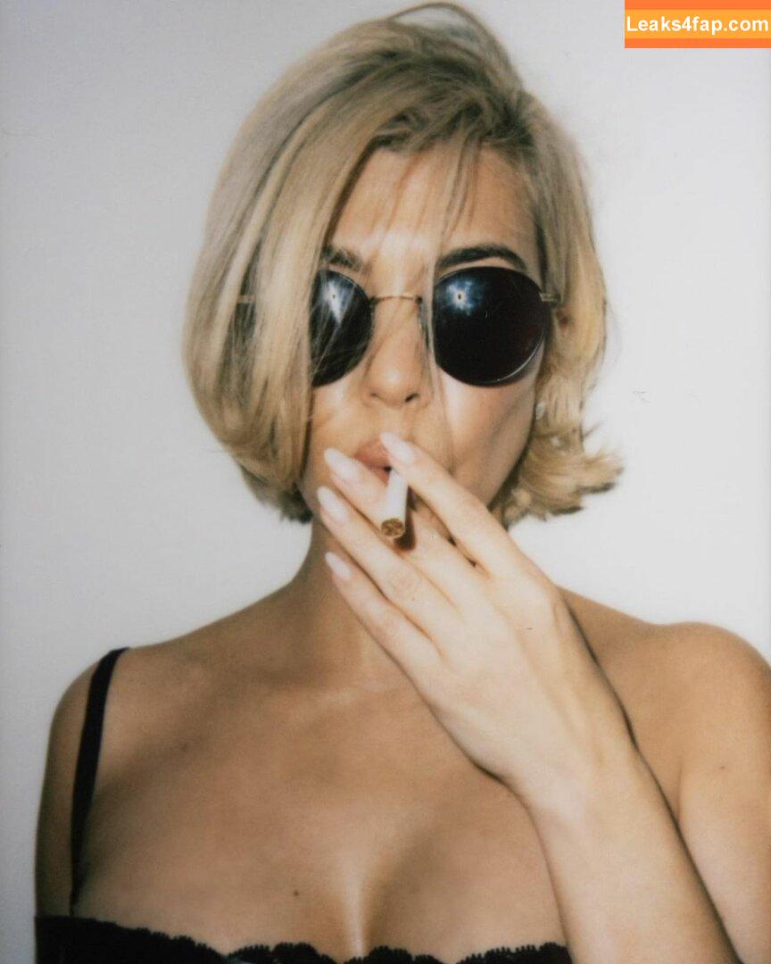 Kourtney Kardashian / kourtneykardash слитое фото фото #0223