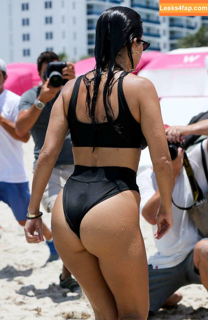 Kourtney Kardashian / kourtneykardash слитое фото фото #0267