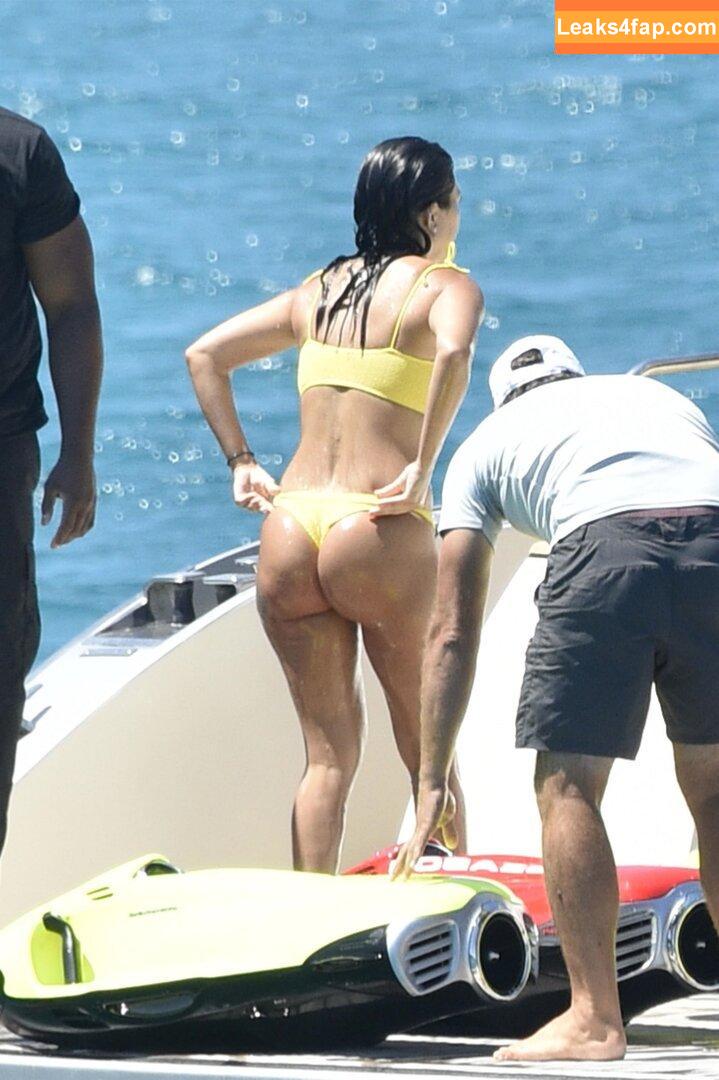 Kourtney Kardashian / kourtneykardash слитое фото фото #0288