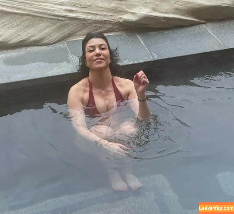 Kourtney Kardashian / kourtneykardash leaked photo photo #0426