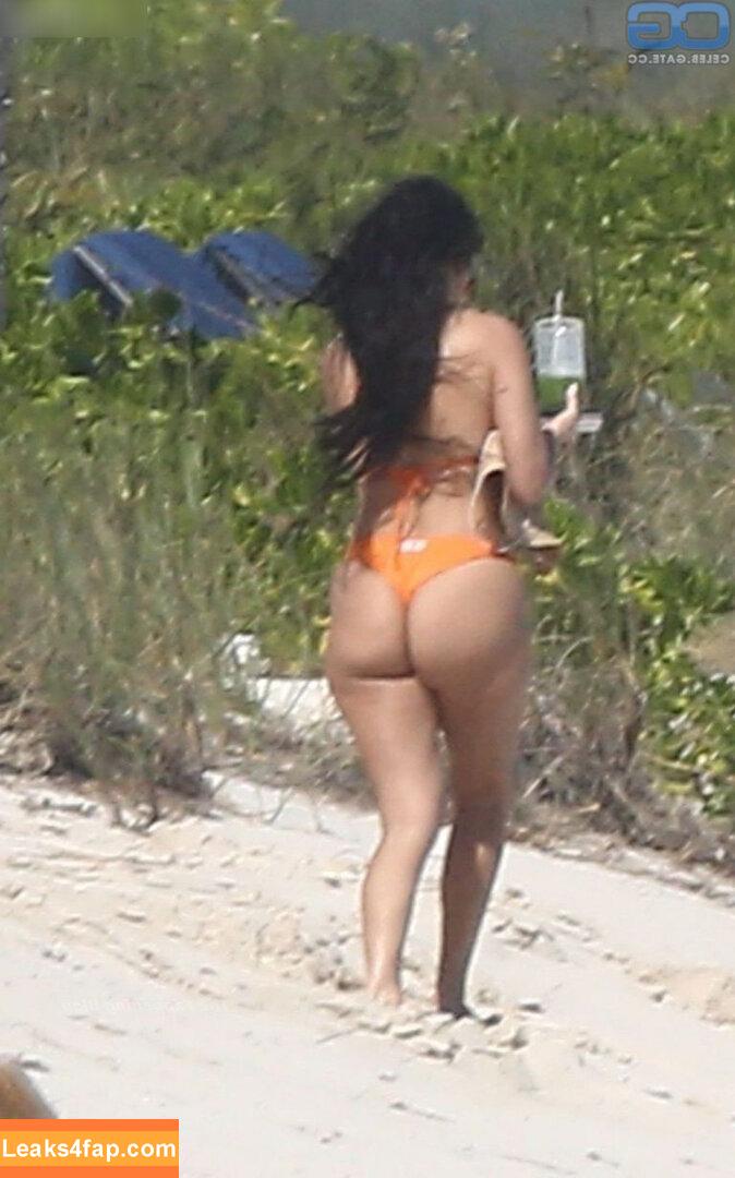 Kourtney Kardashian / kourtneykardash leaked photo photo #0539