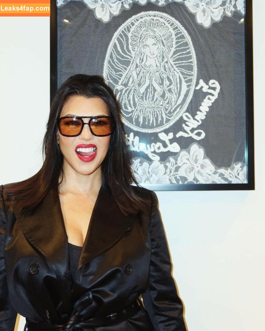 Kourtney Kardashian / kourtneykardash leaked photo photo #0565