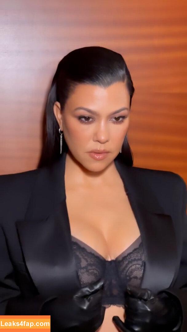 Kourtney Kardashian / kourtneykardash leaked photo photo #0591
