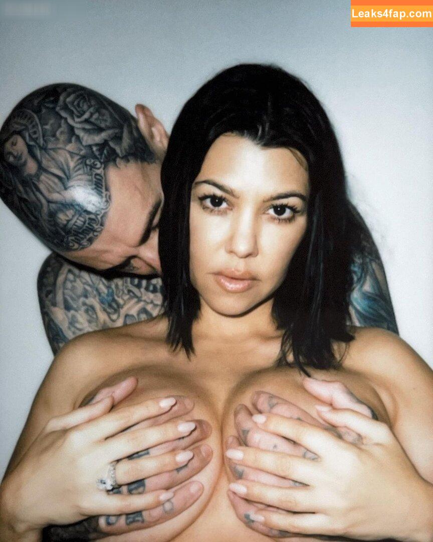 Kourtney Kardashian / kourtneykardash leaked photo photo #0596
