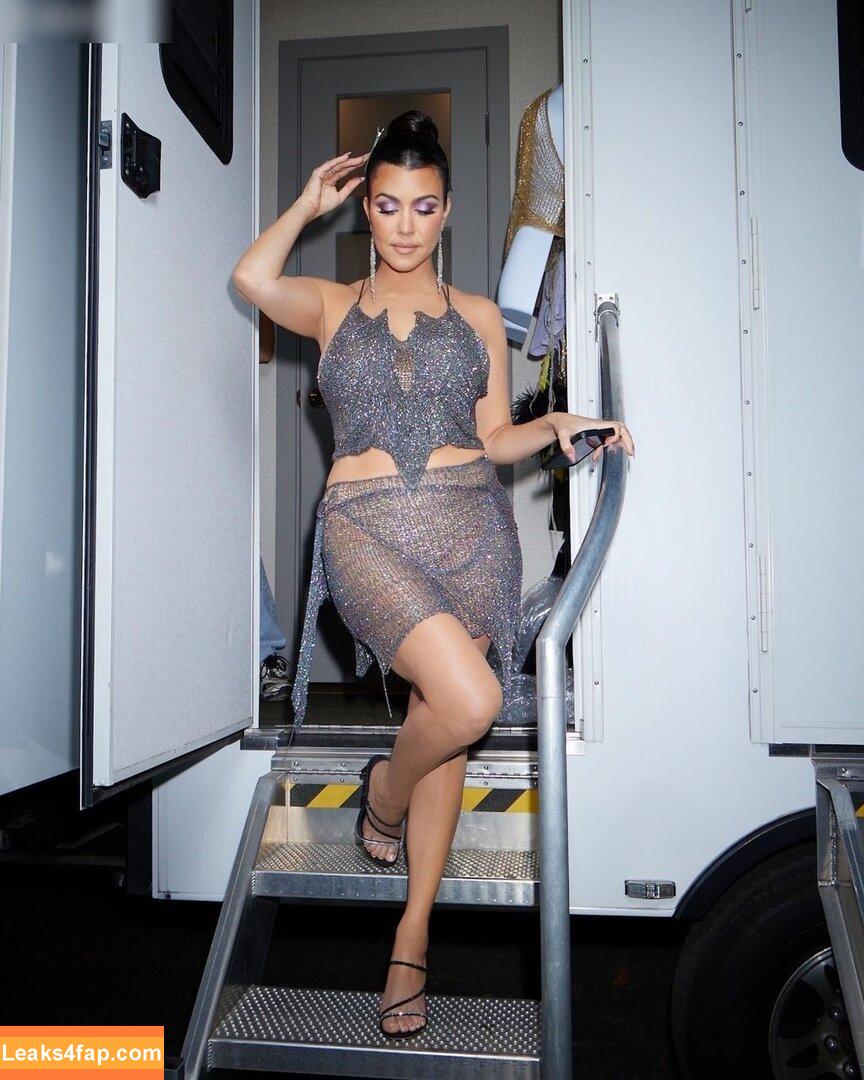 Kourtney Kardashian / kourtneykardash leaked photo photo #0616