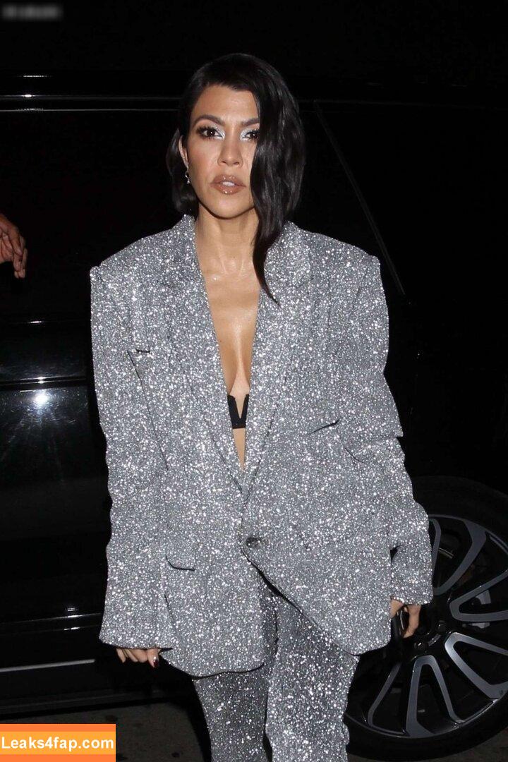 Kourtney Kardashian / kourtneykardash leaked photo photo #0657