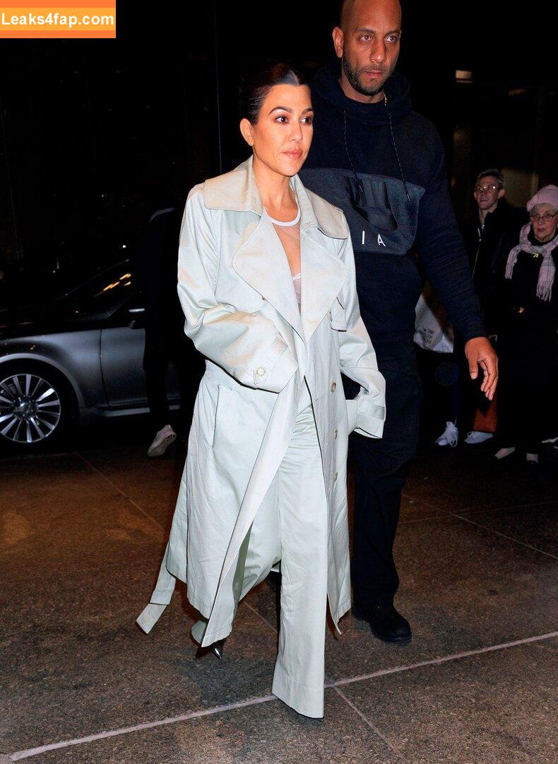 Kourtney Kardashian / kourtneykardash leaked photo photo #0667