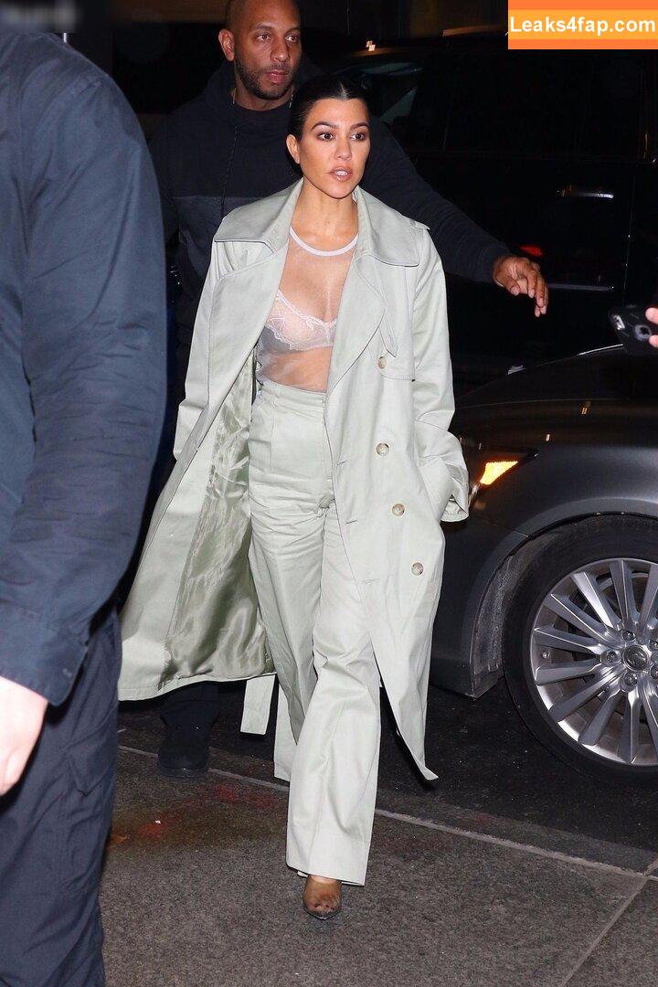 Kourtney Kardashian / kourtneykardash leaked photo photo #0669
