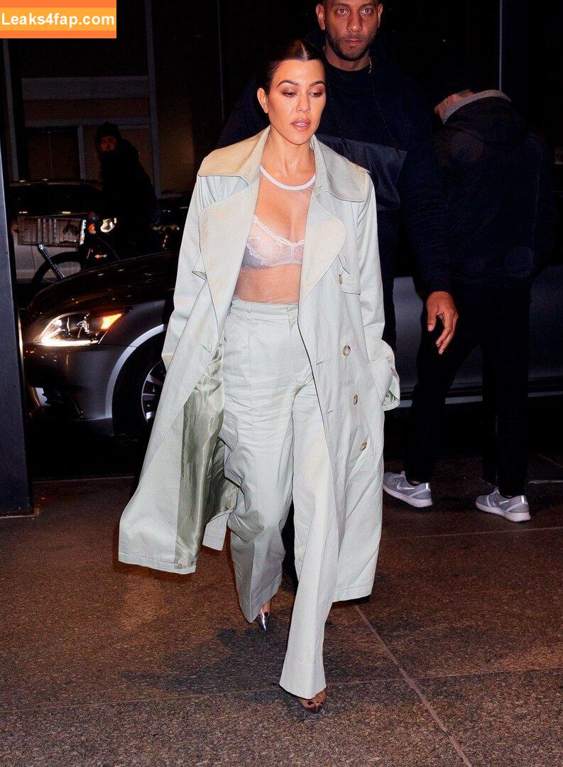 Kourtney Kardashian / kourtneykardash leaked photo photo #0673