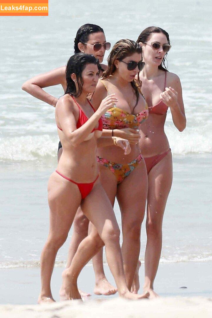 Kourtney Kardashian / kourtneykardash leaked photo photo #0685