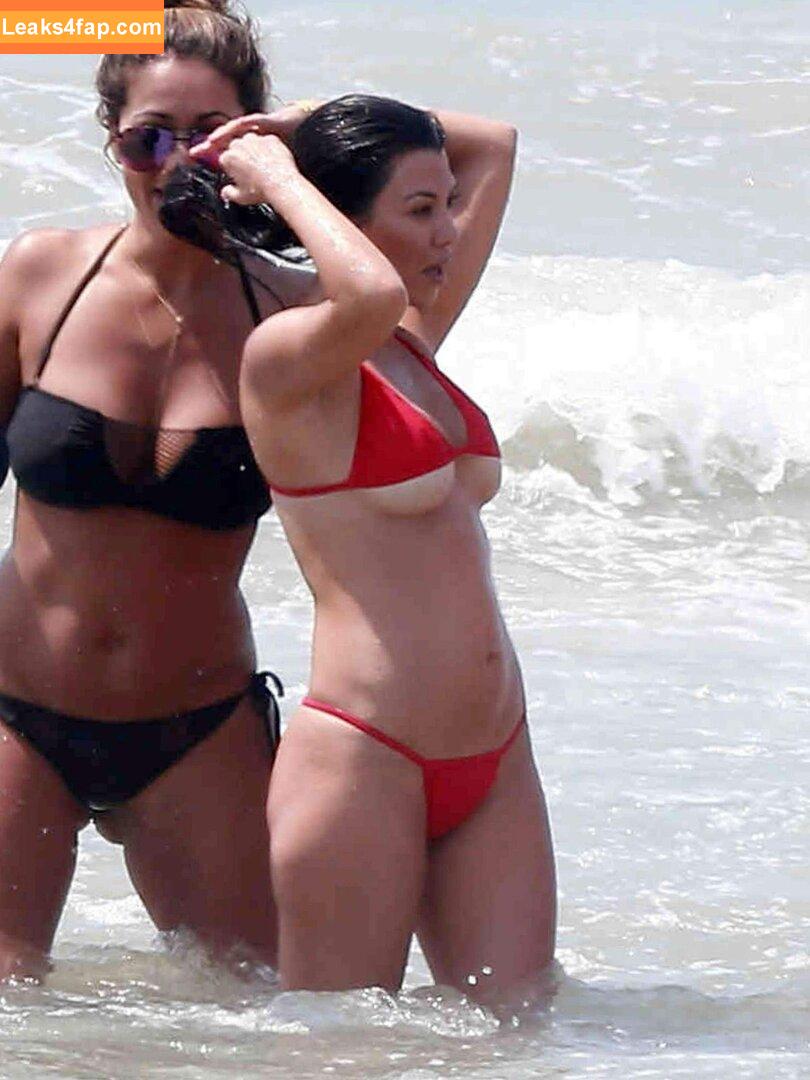 Kourtney Kardashian / kourtneykardash слитое фото фото #0688