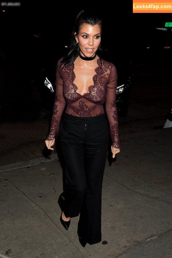 Kourtney Kardashian / kourtneykardash leaked photo photo #0746