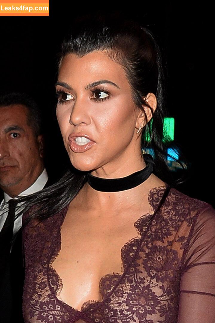 Kourtney Kardashian / kourtneykardash leaked photo photo #0756
