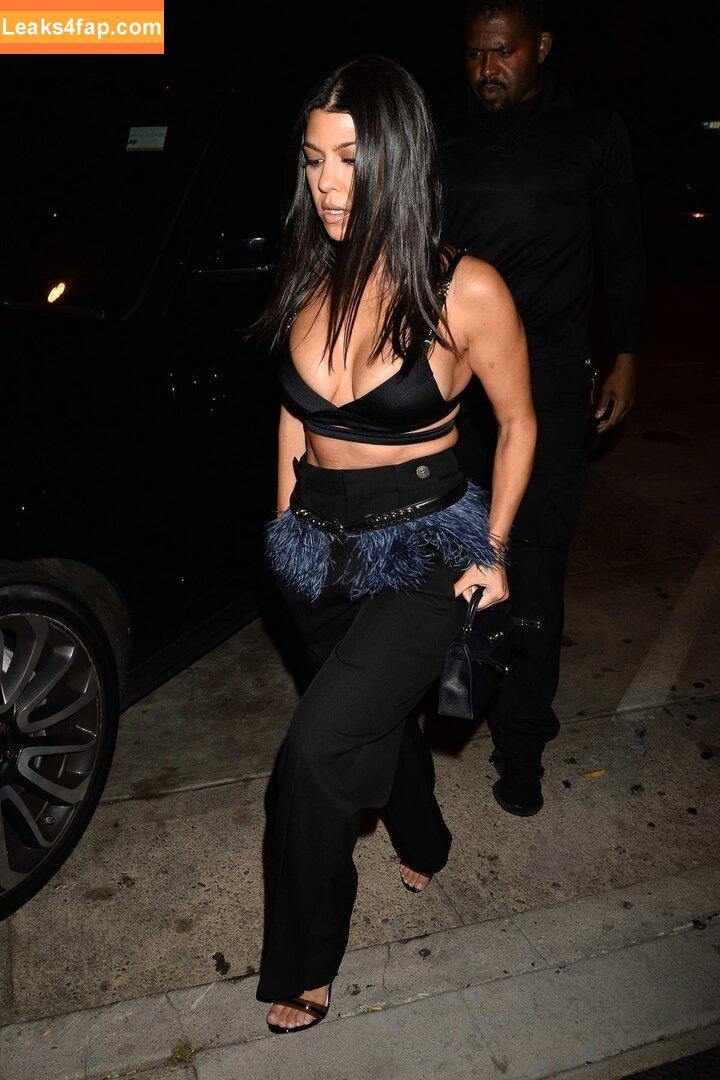 Kourtney Kardashian / kourtneykardash слитое фото фото #0954