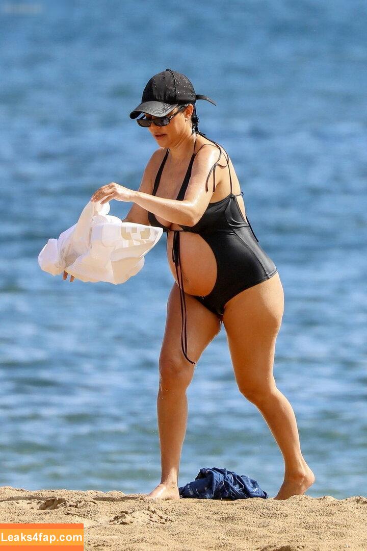 Kourtney Kardashian / kourtneykardash слитое фото фото #0970