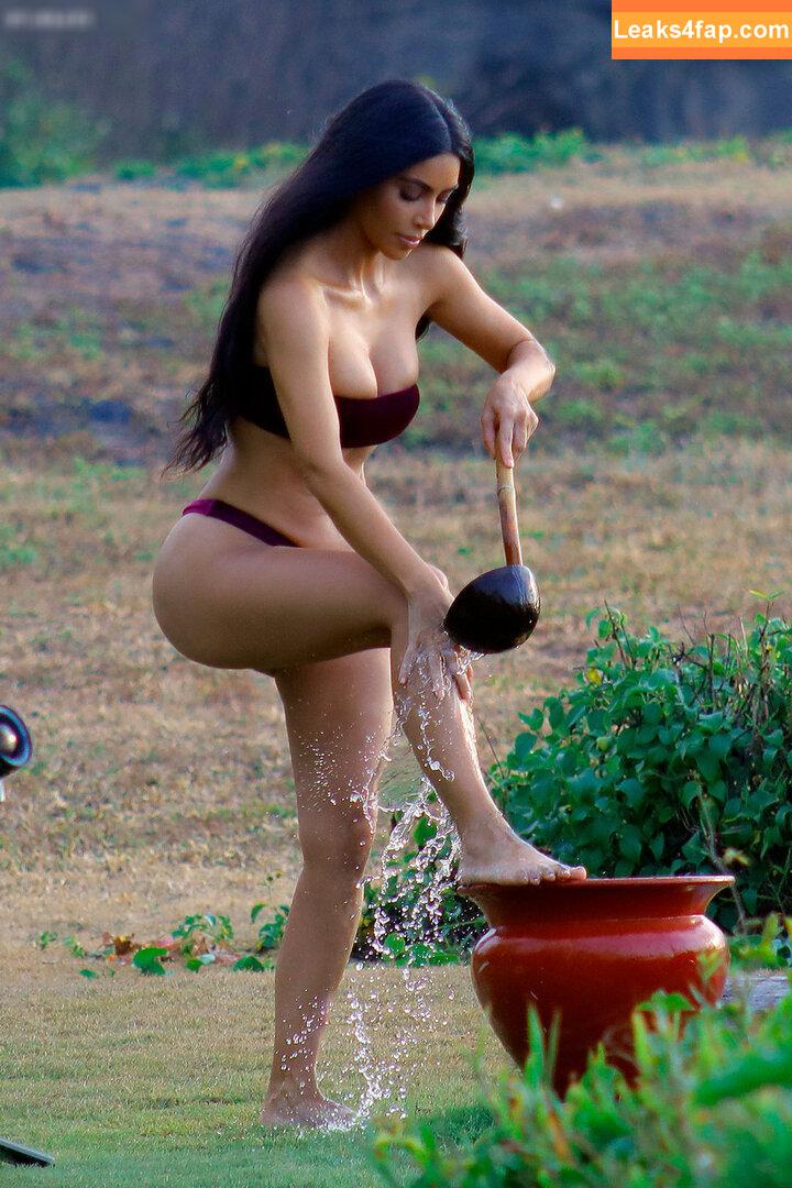 Kourtney Kardashian / kourtneykardash слитое фото фото #0978