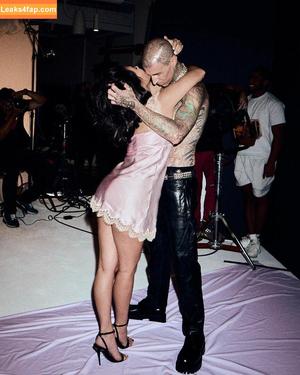 Kourtney Kardashian фото #0131