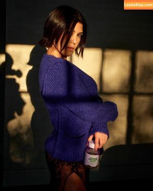 Kourtney Kardashian фото #0147