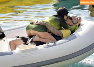 Kourtney Kardashian фото #0162