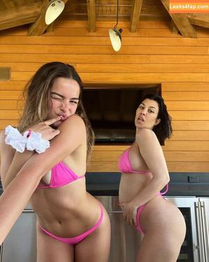 Kourtney Kardashian фото #0239