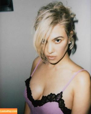 Kourtney Kardashian фото #0246