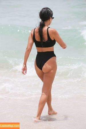 Kourtney Kardashian фото #0271