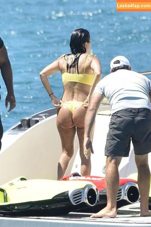 Kourtney Kardashian фото #0287