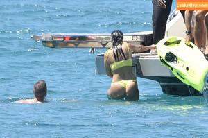 Kourtney Kardashian фото #0312