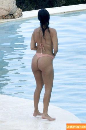 Kourtney Kardashian фото #0383