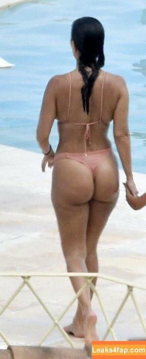 Kourtney Kardashian фото #0387