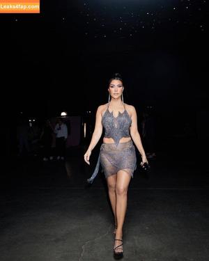 Kourtney Kardashian photo #0618