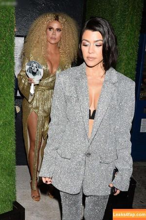 Kourtney Kardashian photo #0653