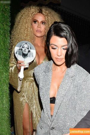 Kourtney Kardashian photo #0658