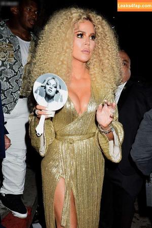 Kourtney Kardashian photo #0659