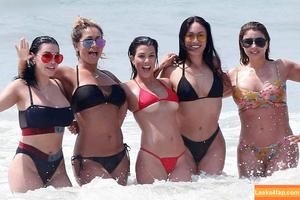 Kourtney Kardashian photo #0680