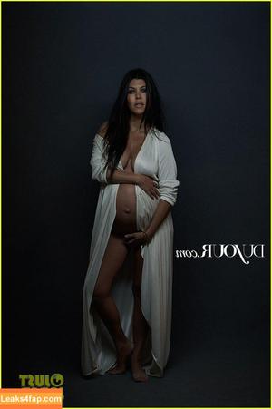 Kourtney Kardashian photo #0887