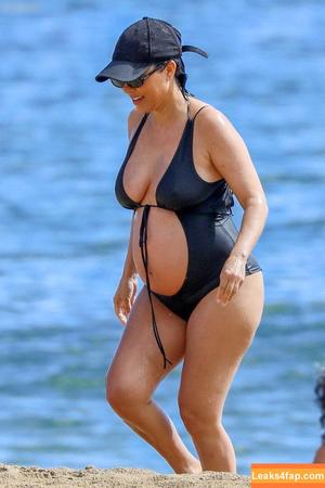 Kourtney Kardashian фото #0958