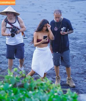 Kourtney Kardashian фото #0992