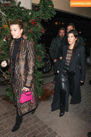 Kourtney Kardashian photo #1006