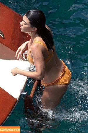 Kourtney Kardashian photo #1051