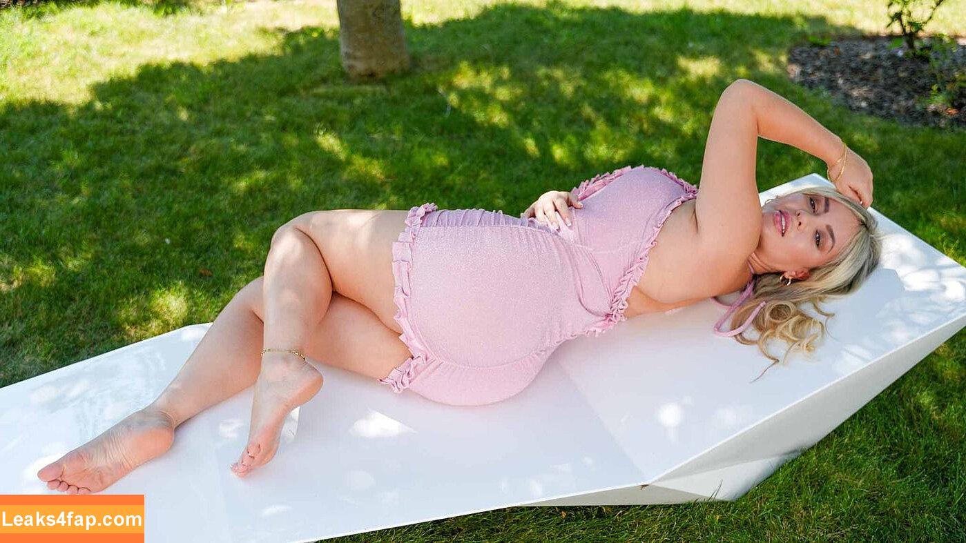 Kourtney Love / Kourtneyxlove / kourtney_love / tatianaalvarezkl_ leaked photo photo #0212