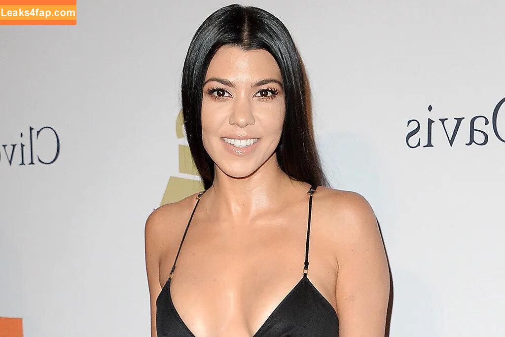 Kourtney /  leaked photo photo #0004