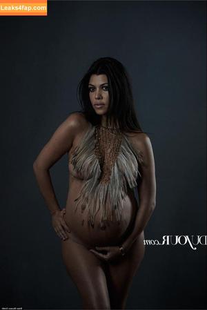 Kourtney photo #0001