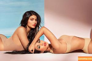 Kourtney photo #0019