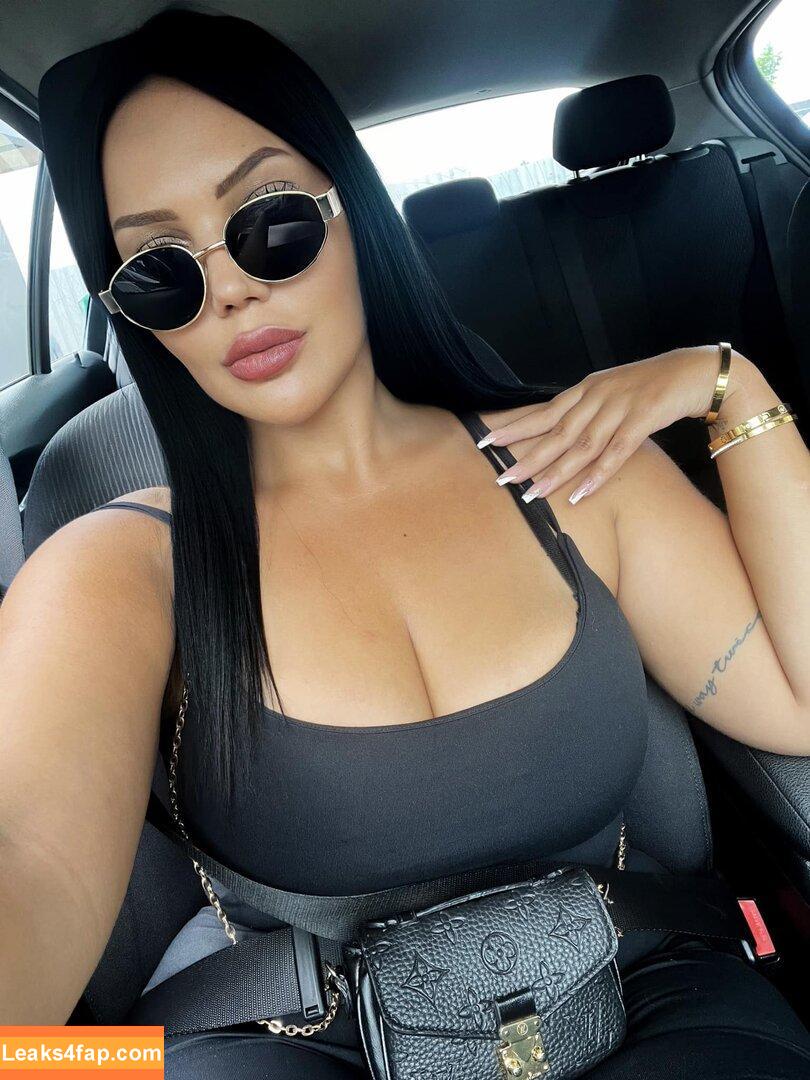 Krdsn_ Ou / Flavia Faria / krdsn_ / pay_me leaked photo photo #0053