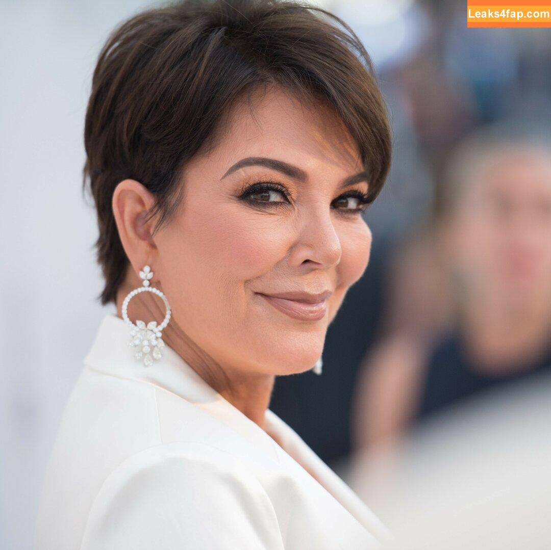 Kris Jenner / krisjenner слитое фото фото #0012